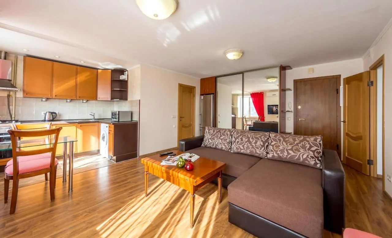 Apartments Near Parus Business Centre Κίεβο