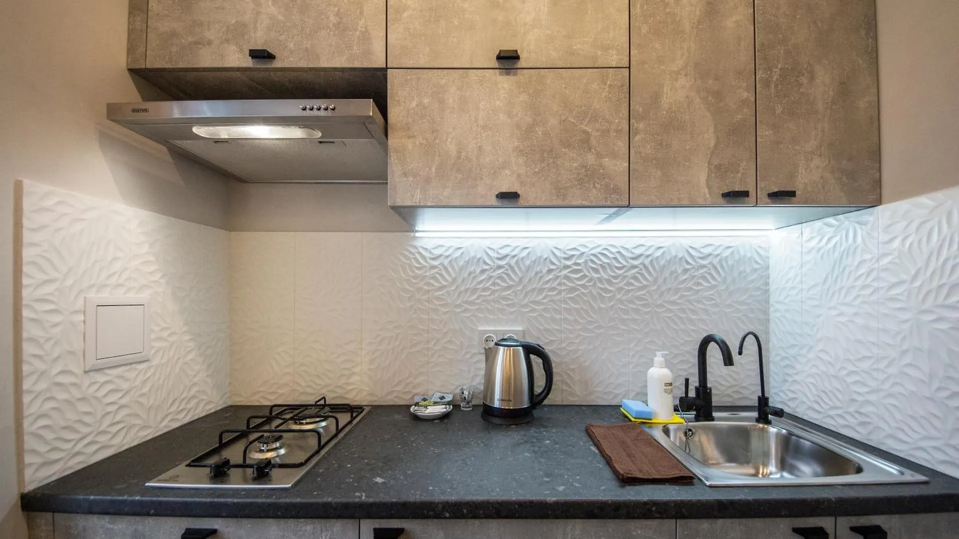 Apartments Near Parus Business Centre Kyiv 0*,  Ukraine
