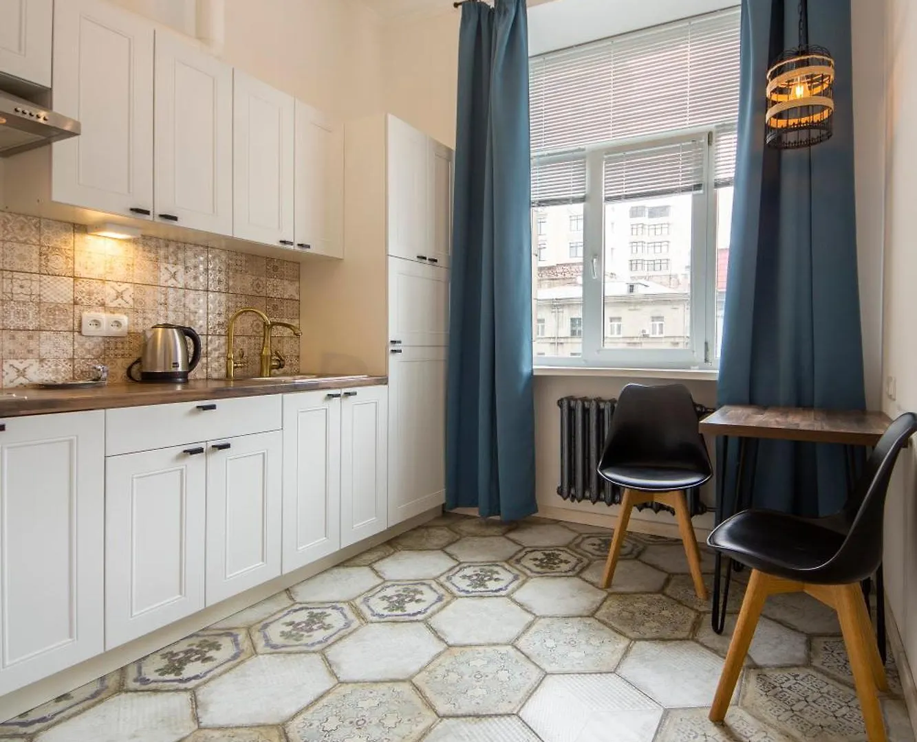 Apartments Near Parus Business Centre Киев 0*,  Украина