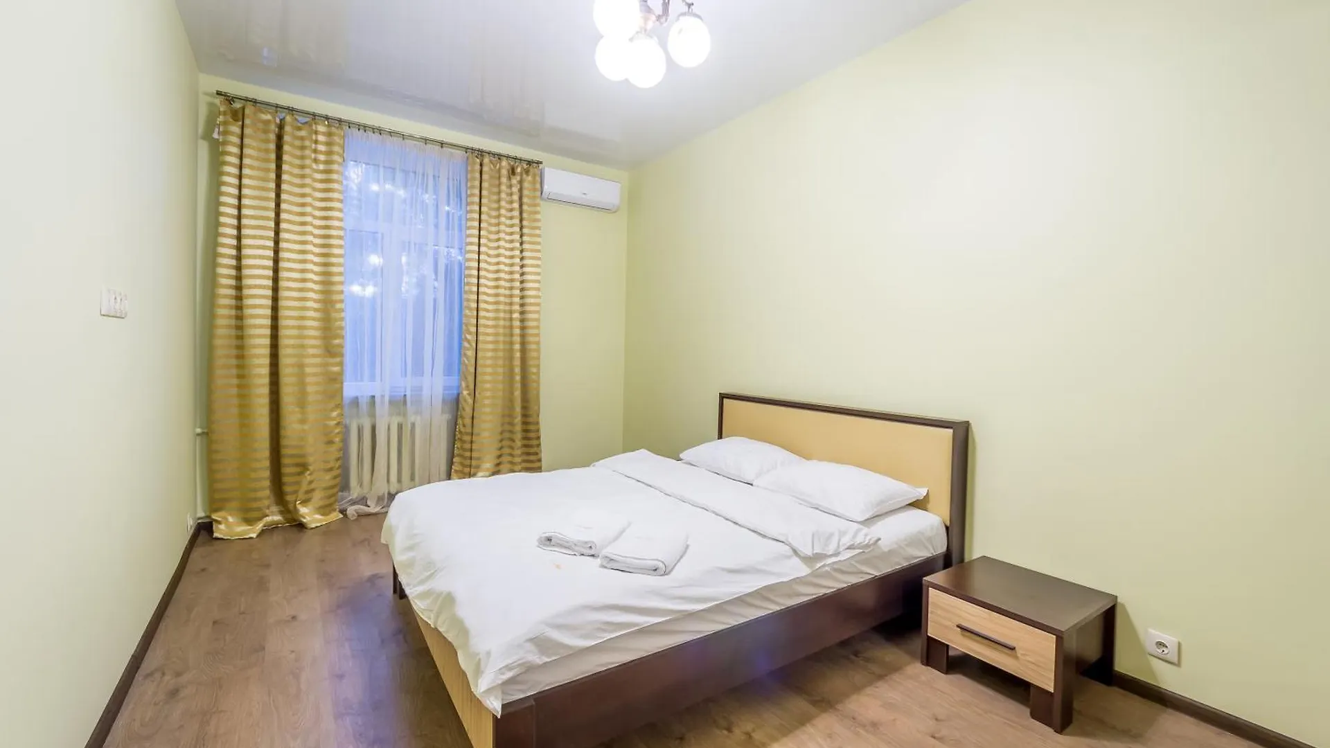 Apartments Near Parus Business Centre Киев 0*,  Украина