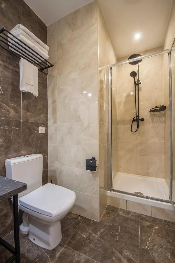 Apartments Near Parus Business Centre Kyiv