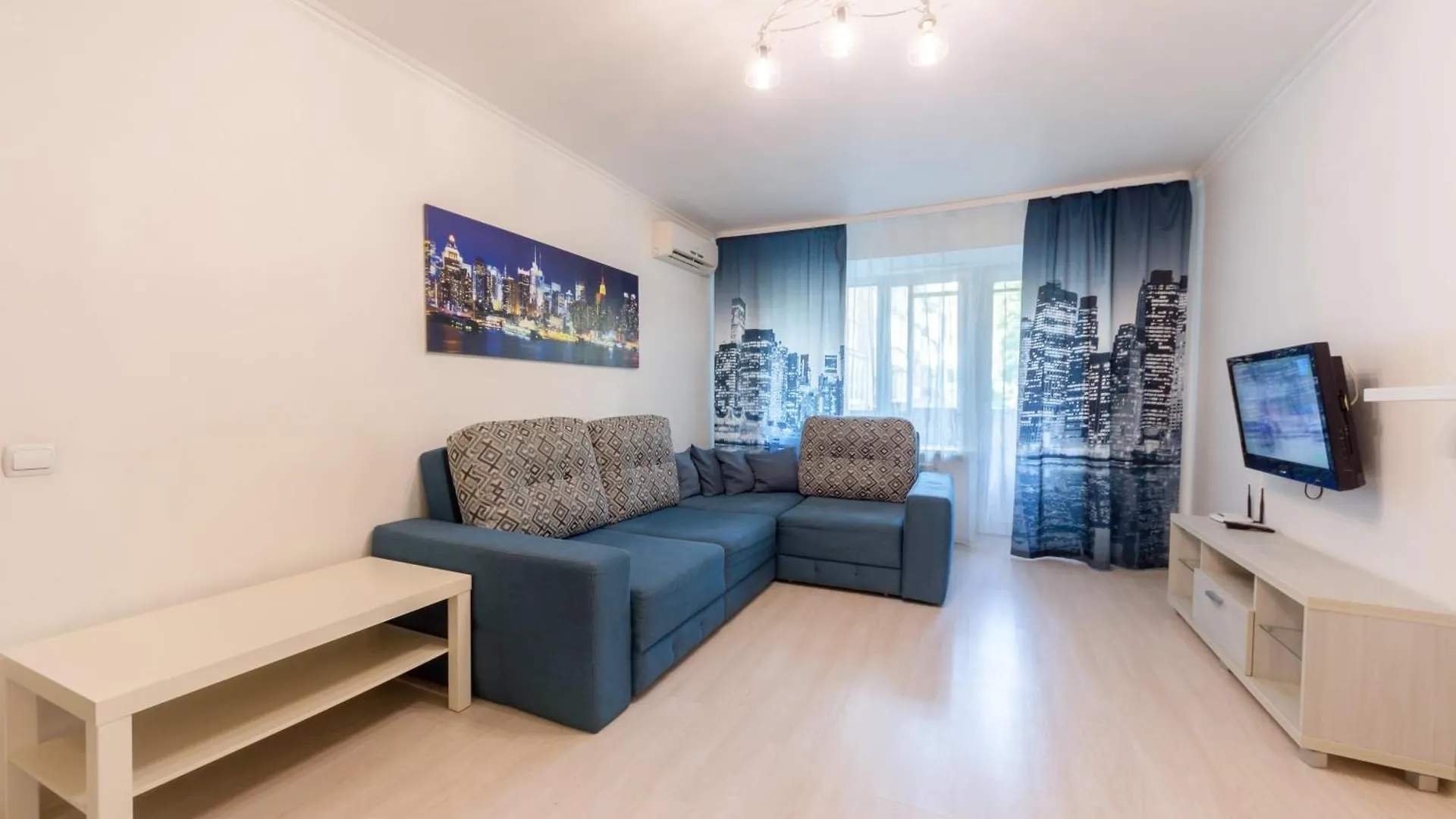 Apartments Near Parus Business Centre Kyiv 0*,  Ukraine