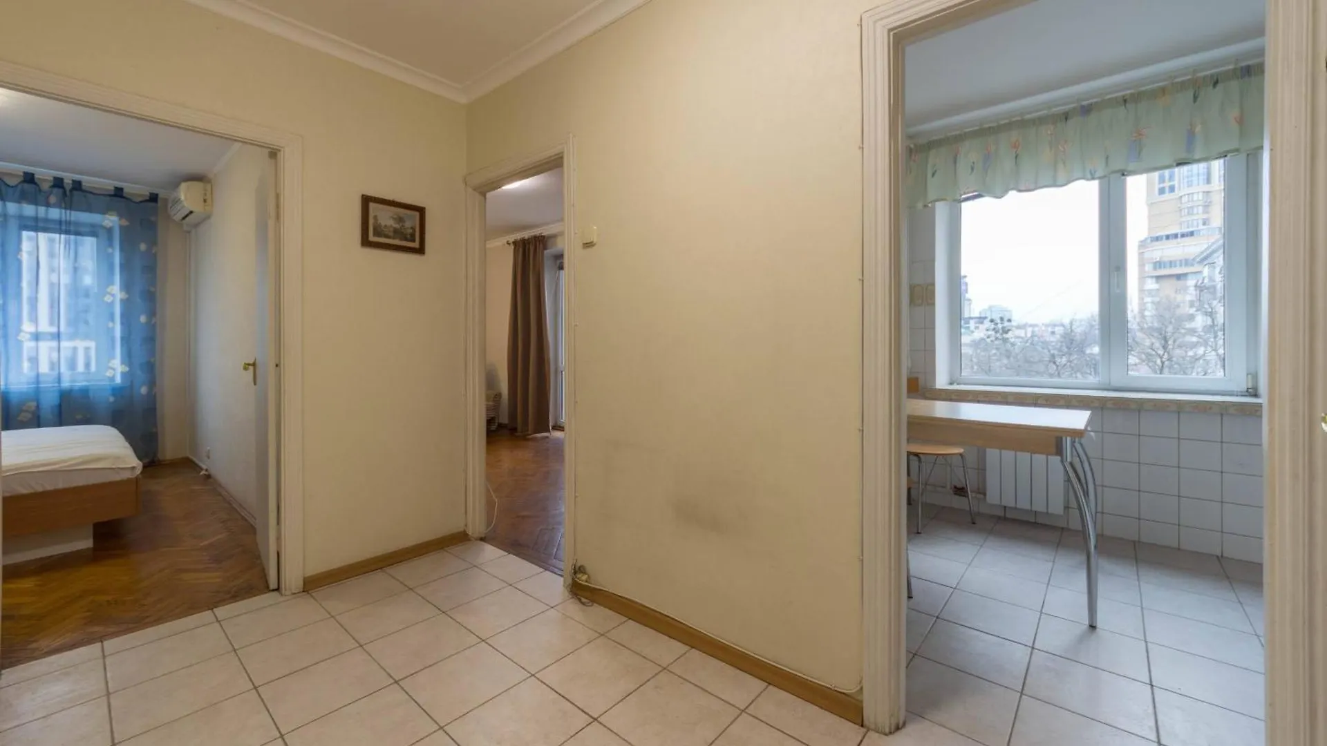 Apartments Near Parus Business Centre Kyiv