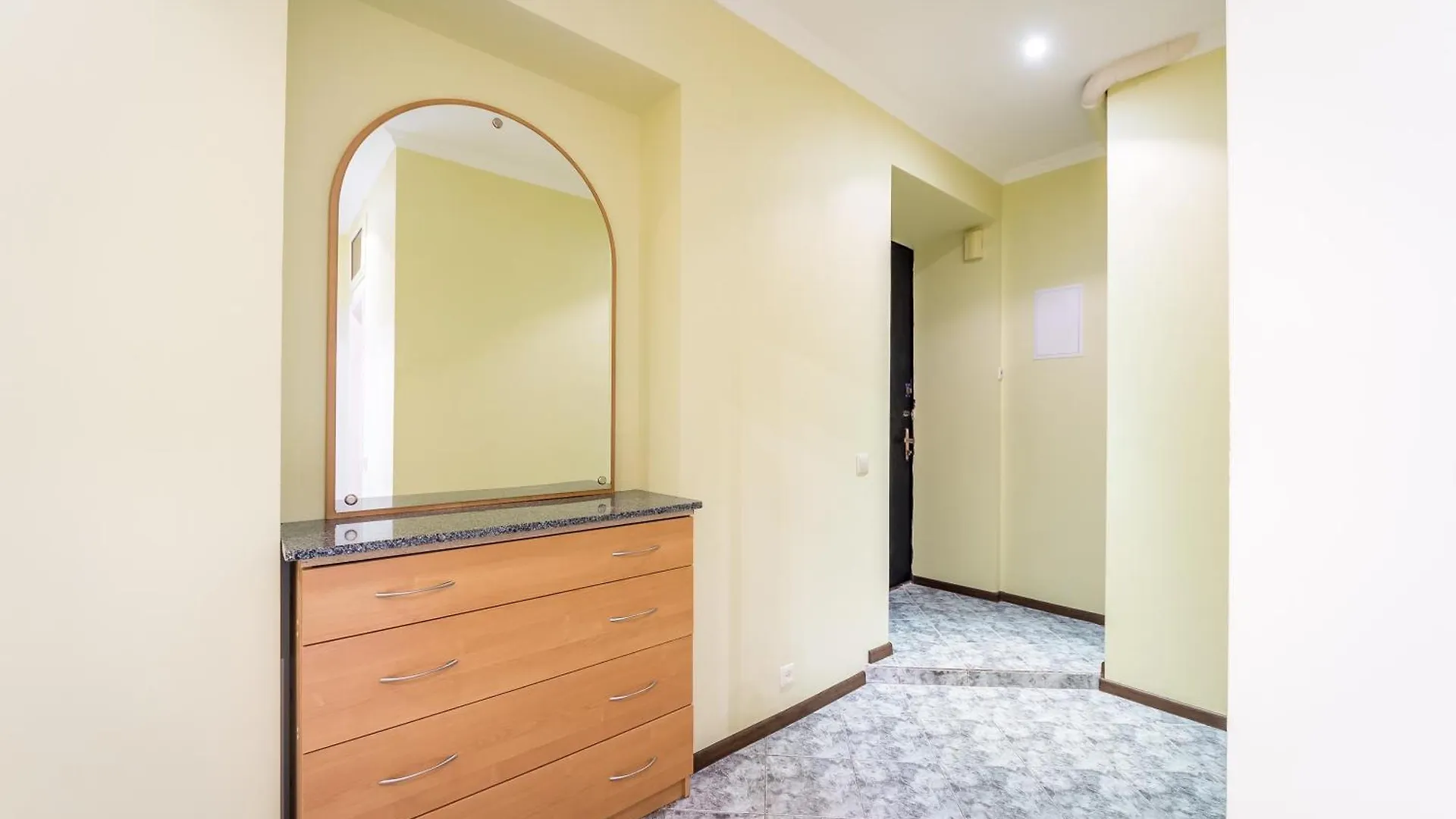 Apartments Near Parus Business Centre Kyiv